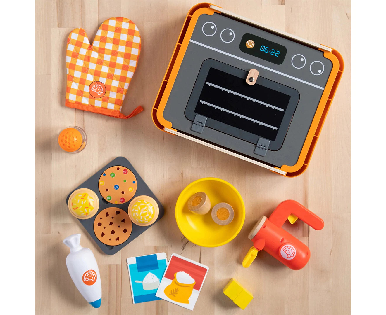 Pretendables Bakery Set (Pretend Play)- Fat Brain Toys